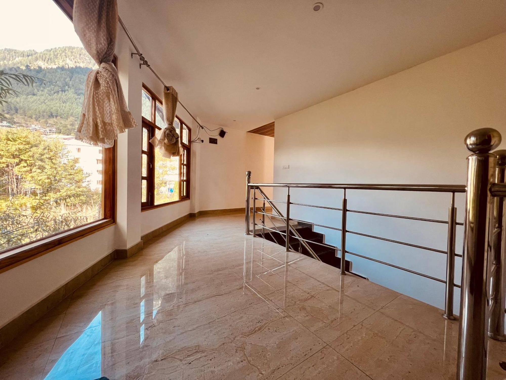 Capsule hotel Castle - Quality Manali (Himachal Pradesh)